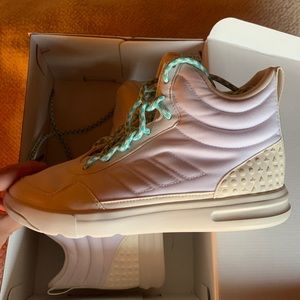 Stella McCartney x adidas brand new with box